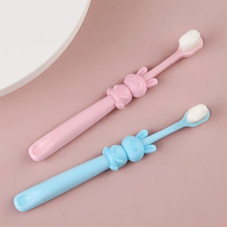 Nano-tandbørste til børn med let håndtag